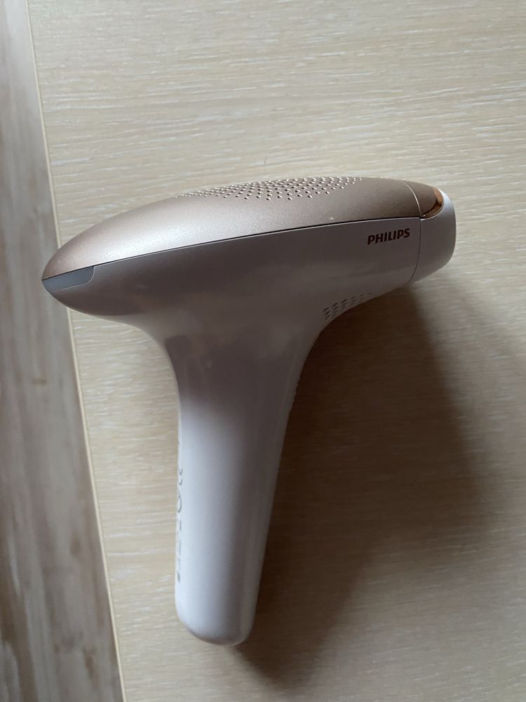 Фотовюилатор Philips Lumea