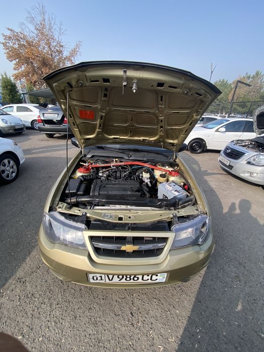 Нексия сотилади яхши холатда 2009 1,6 суппер