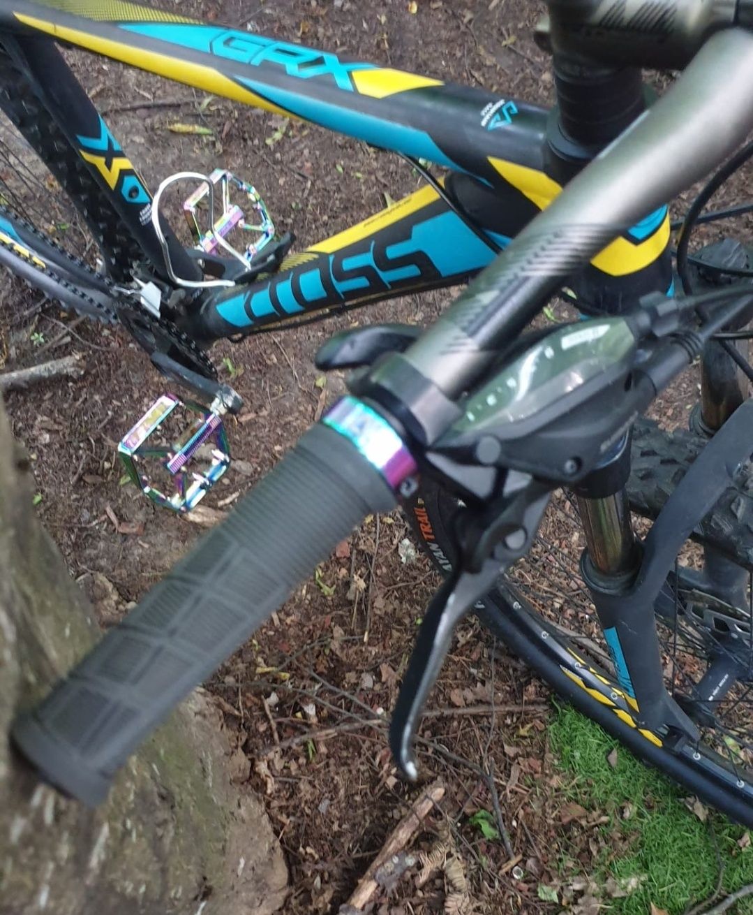 Vând bicicletă Cross GRX 9 HDB