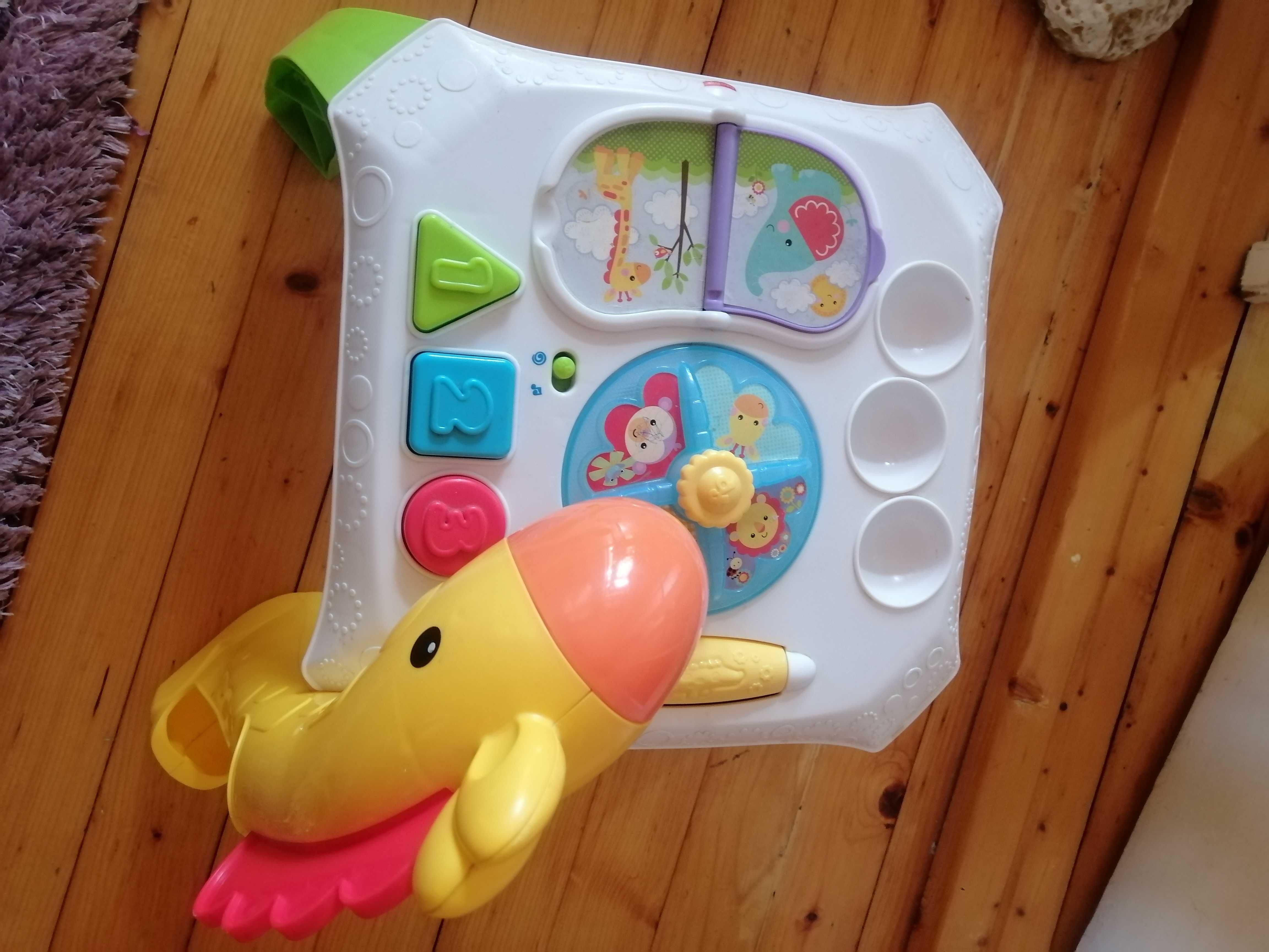 Детска интерактивна масичка Fisher Price