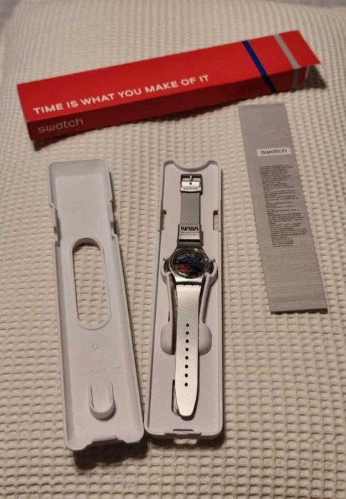 Swatch "Take Me To The Moon" x NASA space collection