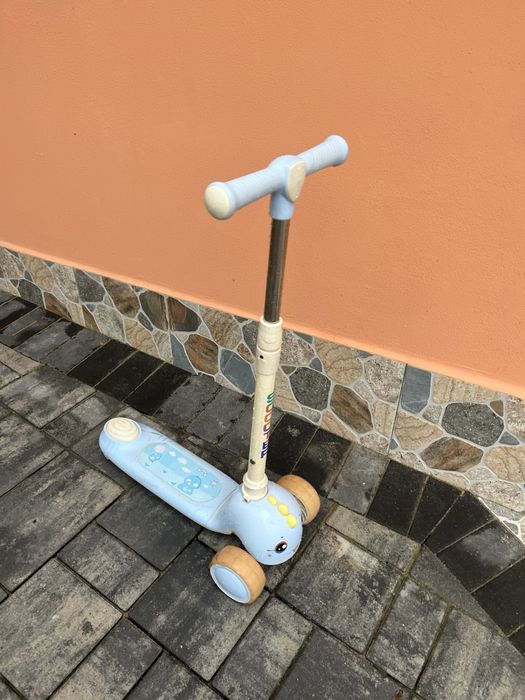 Vând trotinetă pentru copii
