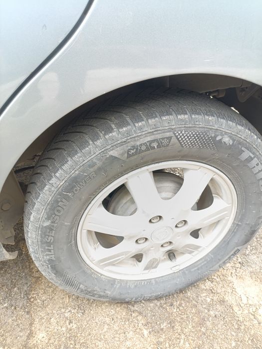 Spark 2011 yil sotiladi