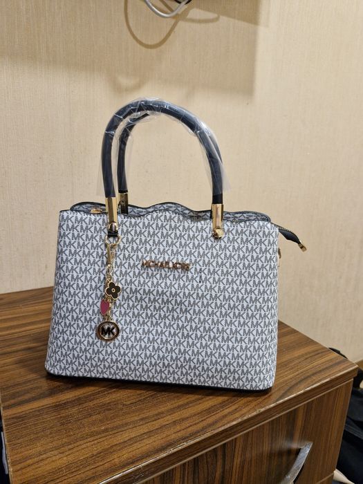 Gentuțe pentru doamne