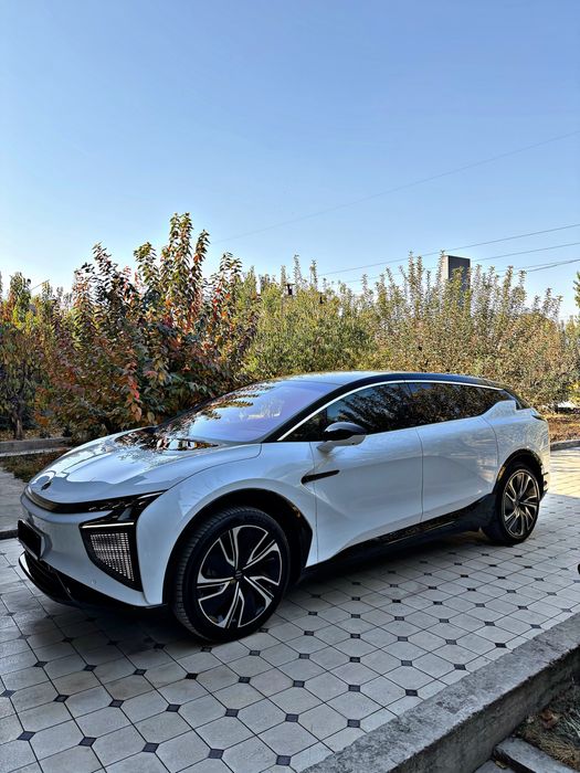 Hiphi X Eng Fulli MASLA 2025 hodi 650 km