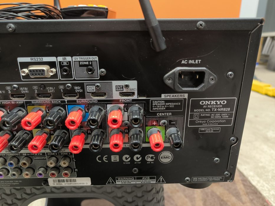 Onkyo tx nr 828 7.2 channel 180watt