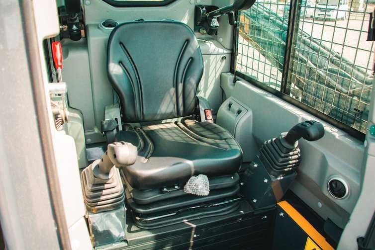 Мини-погрузчик XCMG XC760K под заказ