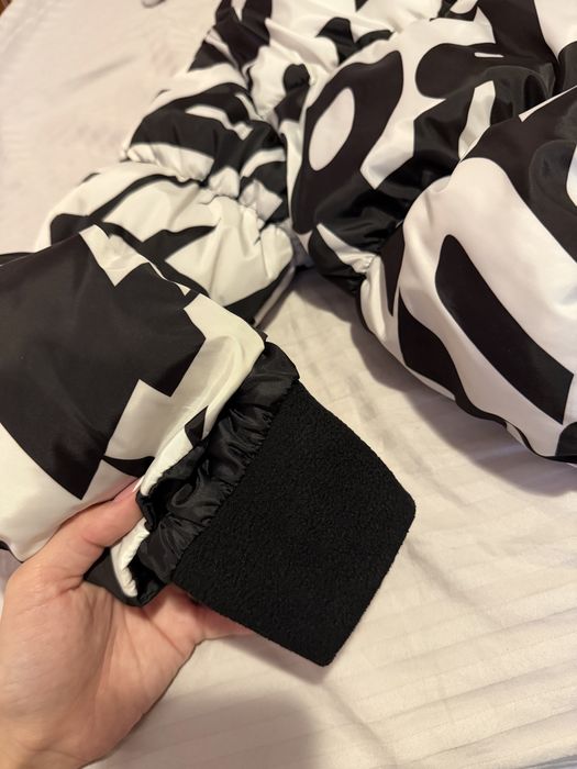 Черно-бяло яке Bershka