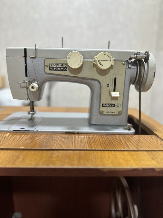 Продается швейная машина “Чайка-3”