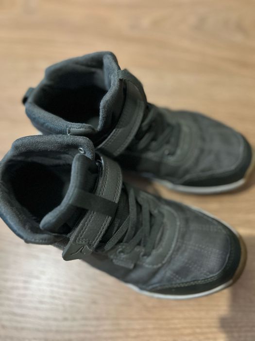 Високи обувки 32 номер Decathlon