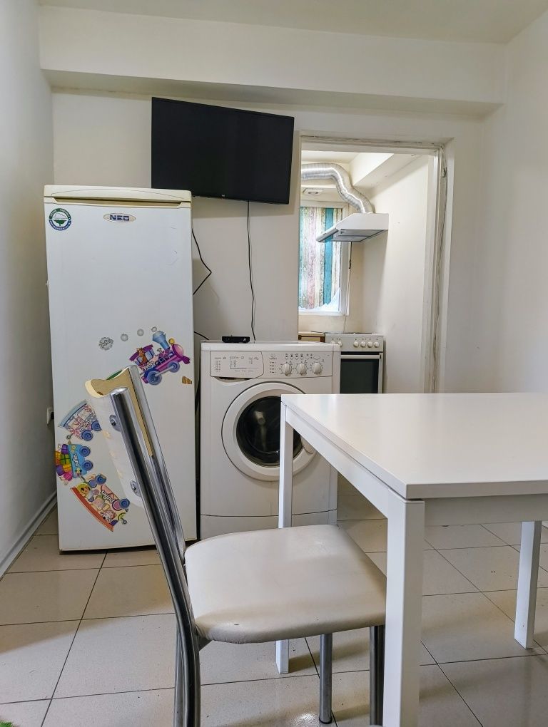 Дава се под наем Двустаен апартамент в София, Левски В - 42 кв.м за 382.5 € - Снимка #4