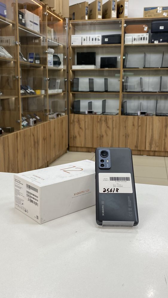Xiami 12 x 256/8 с коробкой