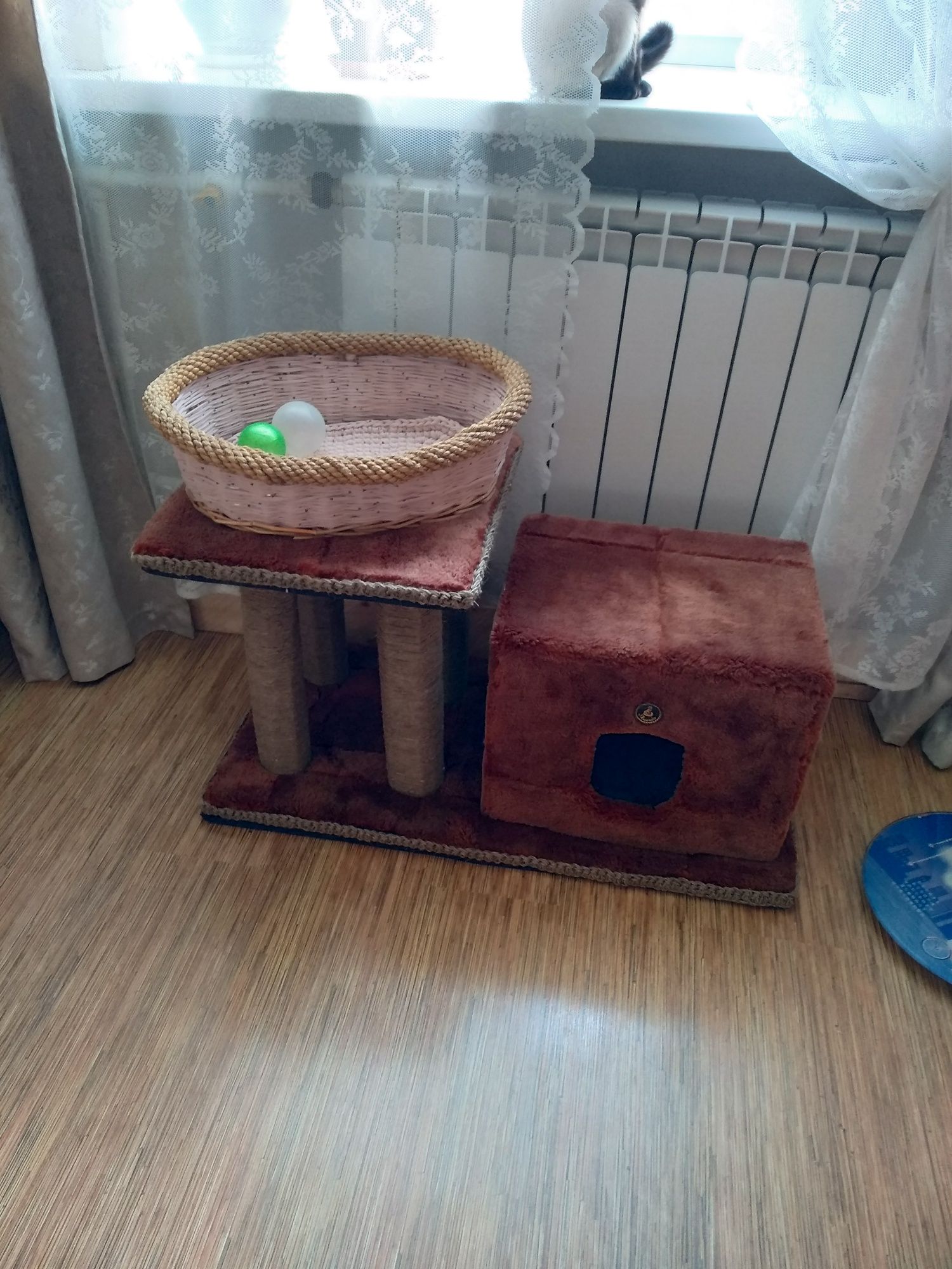 Домик для кошки .