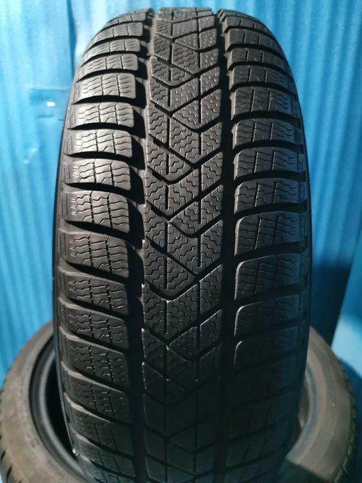 205 55 17 pirelli m+s 2 buc