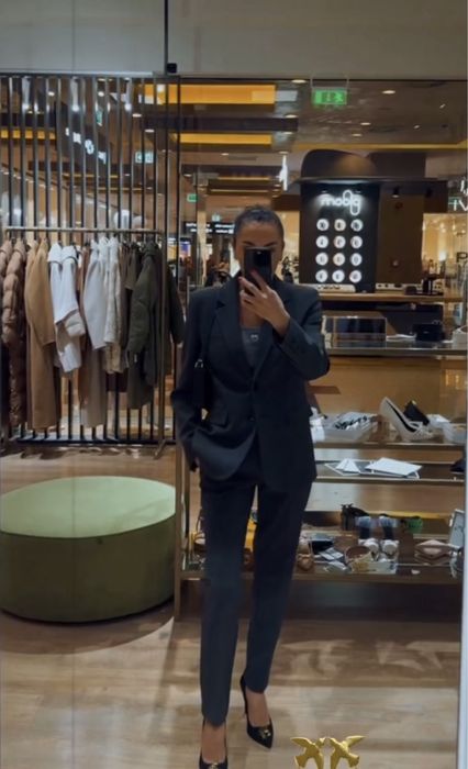 Costum SANDRO PARIS de la 5300 lei la 2300