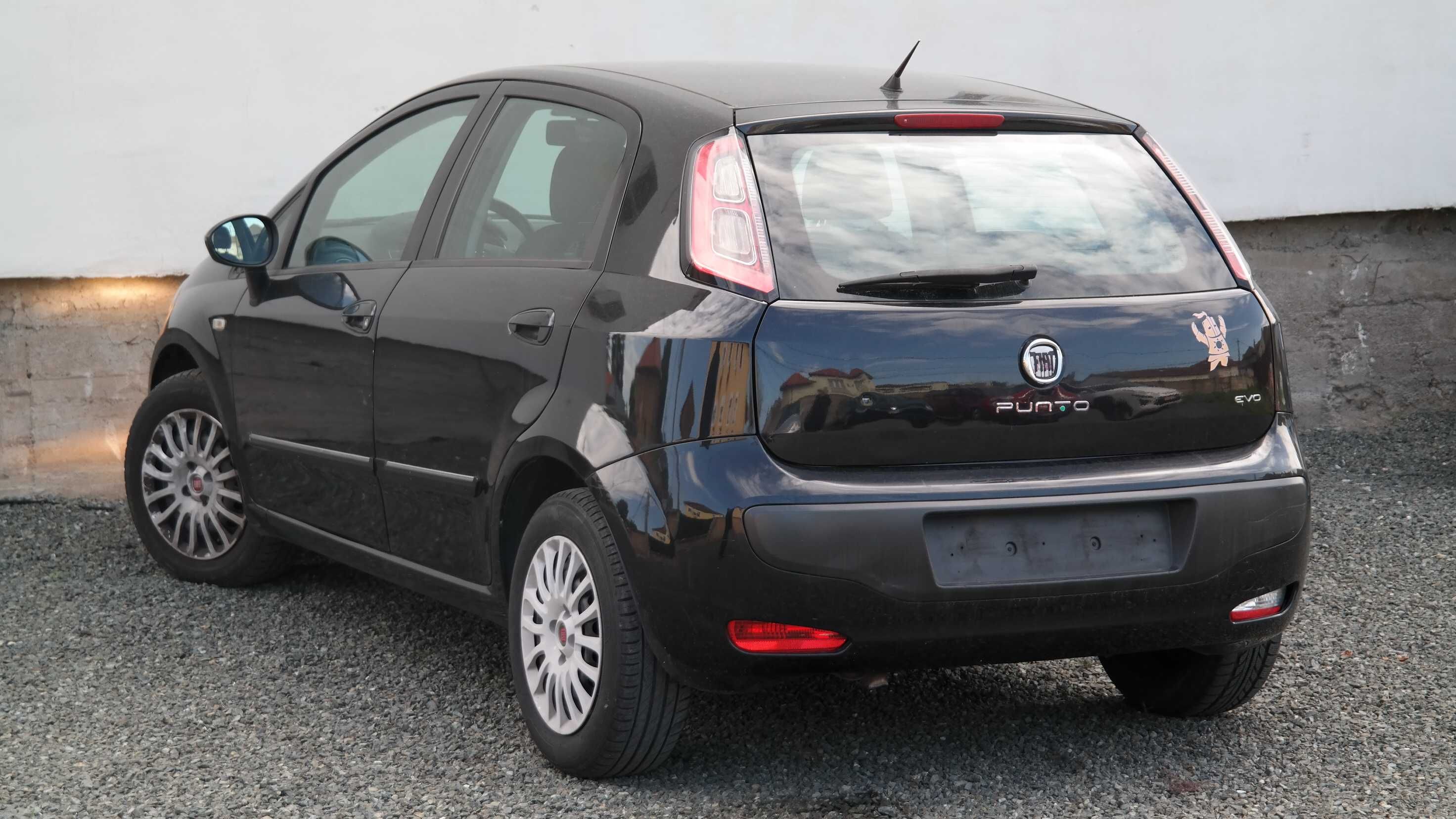 Fiat Grande Punto EVO - an 2010, 1.4  (Benzina+GPL)