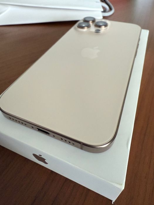 Iphone 16 Pro Max 1 TB Dessert Titanium, ca nou, factura, in garantie