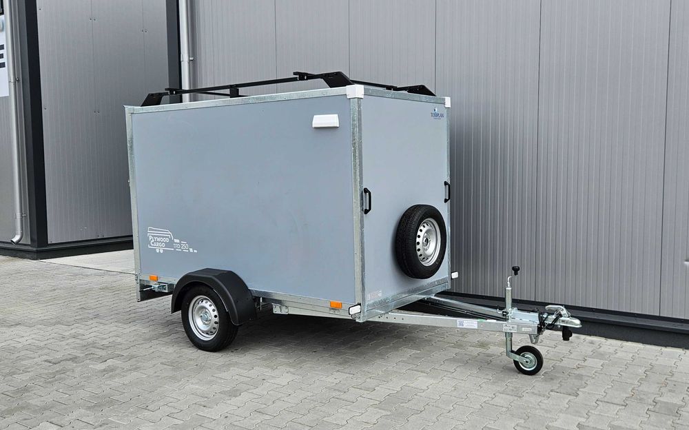 Remorca carosata cu rampa spate TOMPLAN TFD 250.01, 750 kg