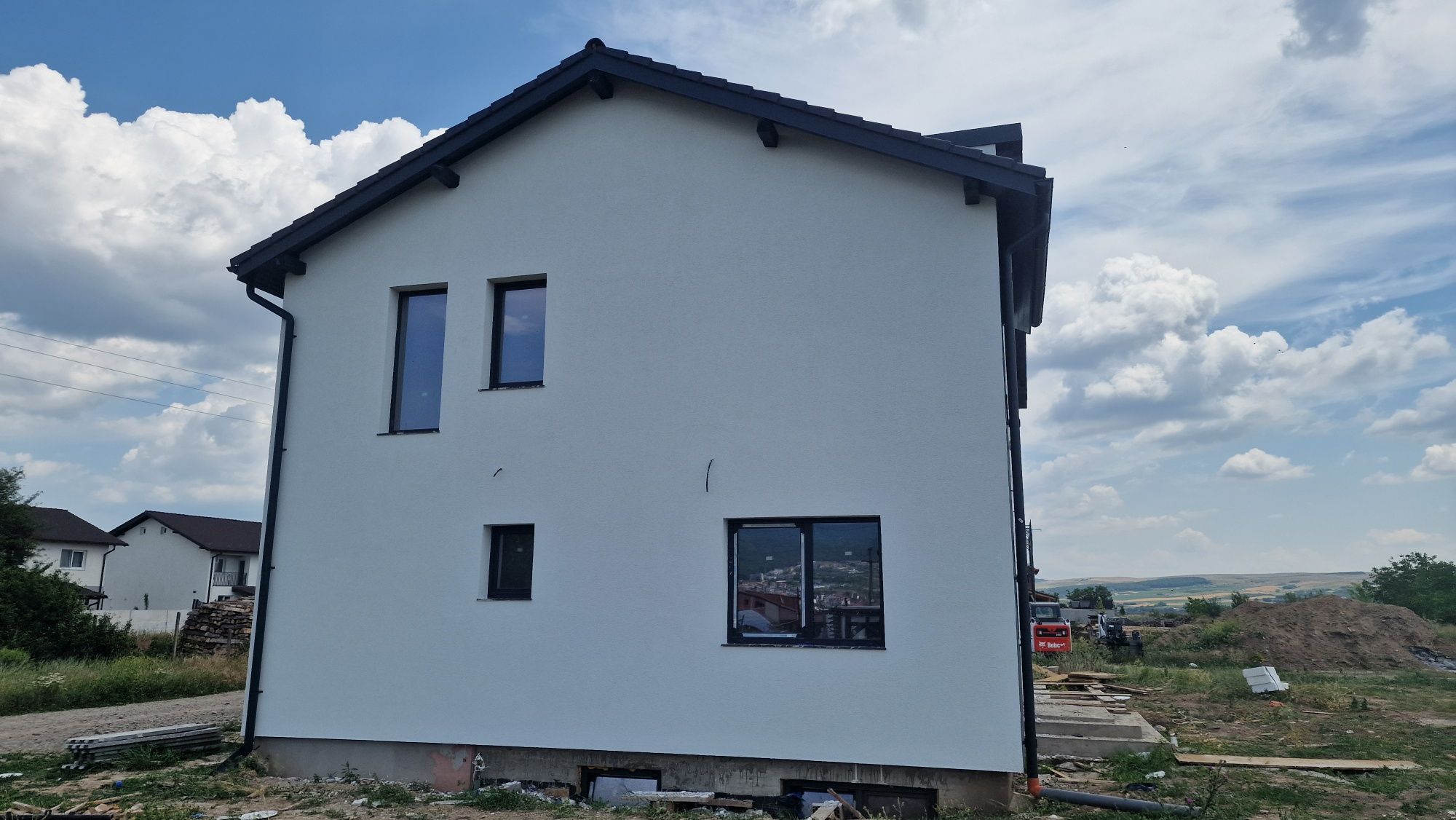 Casa individuala 225 mp s construita teren 555 mp Alba-Iulia Recea