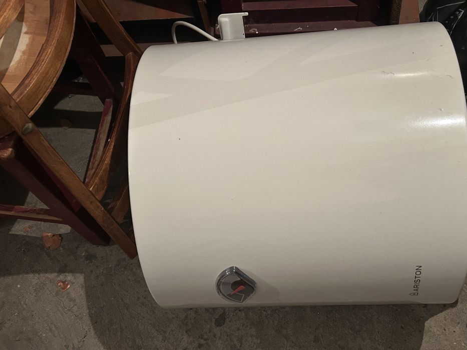 ariston 50 литров  в хорошем состоянии