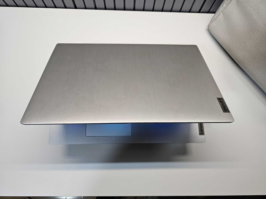 ПРОДАМ Lenovo 15IML05 Игровой Ноутбук GOLD6405U/8GB/256SSD/NvidiaMX130