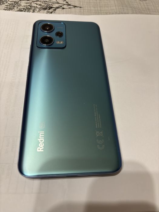 Продавам REDMI NOTE 12 5G 128GB