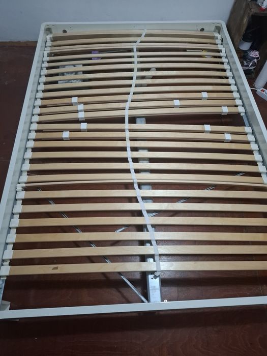 Рамка за легло от Икеа с подматрачна рамка 200/140