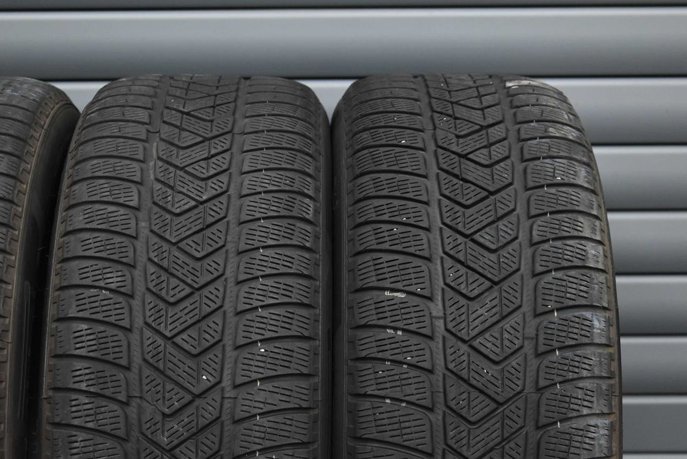Зимни гуми 235/55/19 Pirelli
