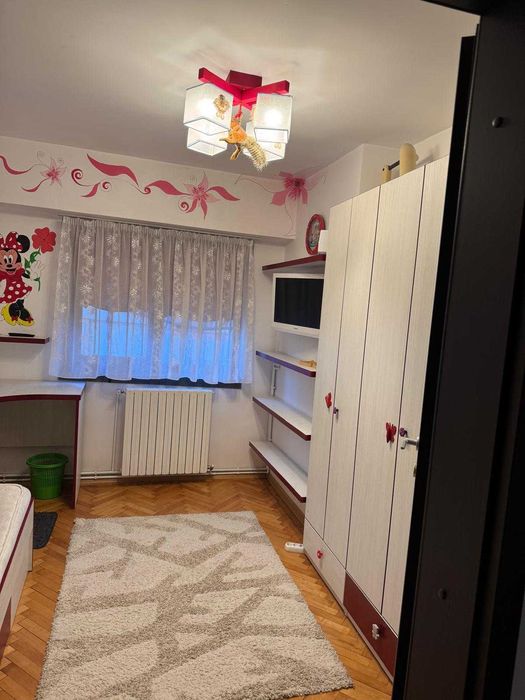 Etaj 1- Inchiriere apartament 3 camere , micro 3 Targoviste