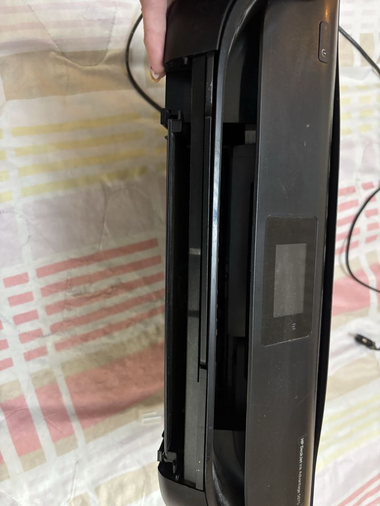 Принтер HP цветен