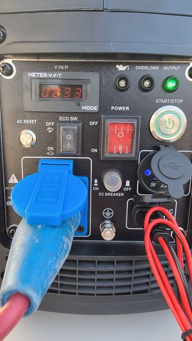 Генератор за ток 3000W Дистанционно палене!