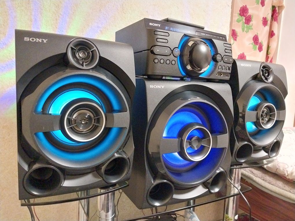 Muzikalni sentr SONY MHC M80D 2150W RMS