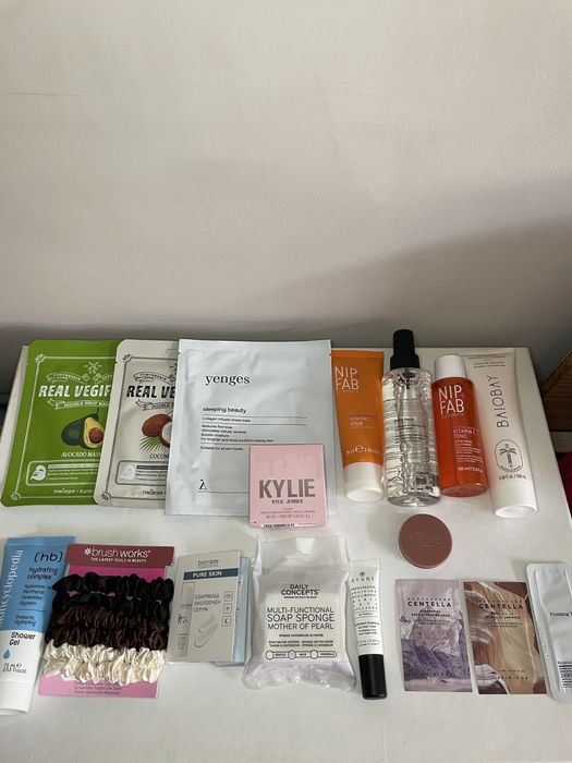 Кутия с козметика, Bellebox, Kylie, Yenges, корейска козметика