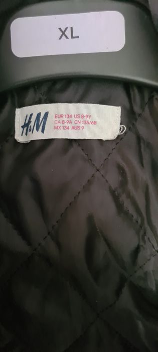 Vand geaca copii 8-9 ani H&M