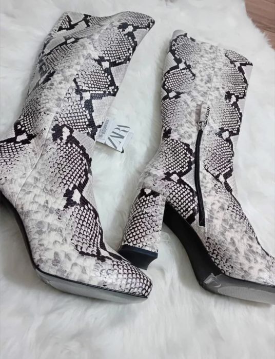 Cizme Zara din piele naturala