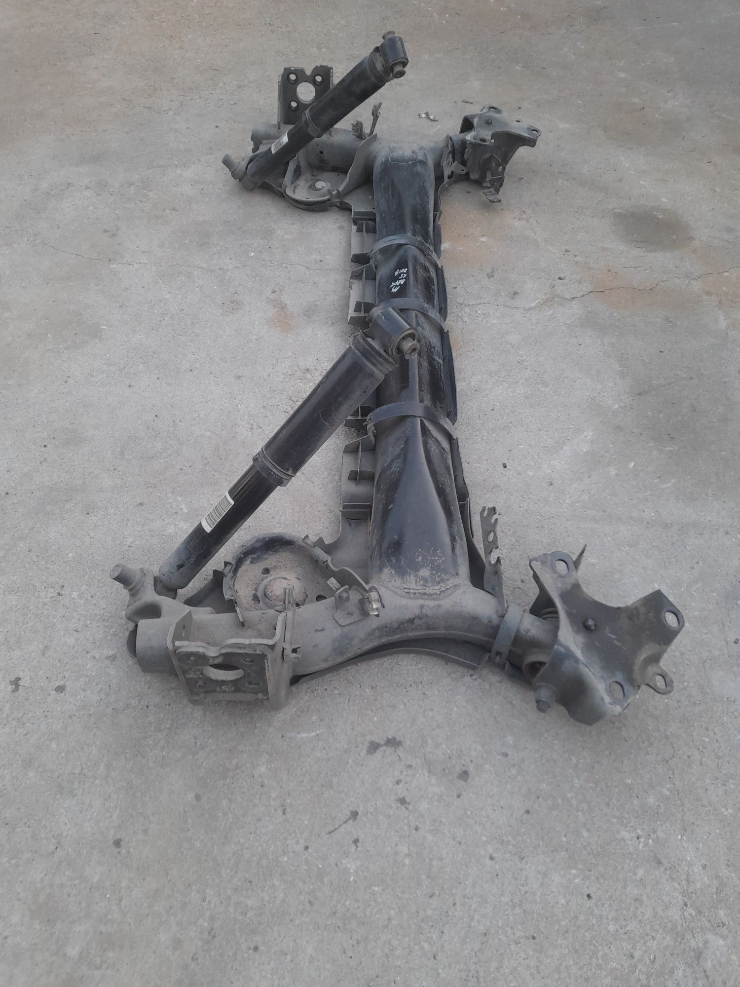 Punte spate Renault Megane IV 4 Breack Grandtour 2016 - Prezent
