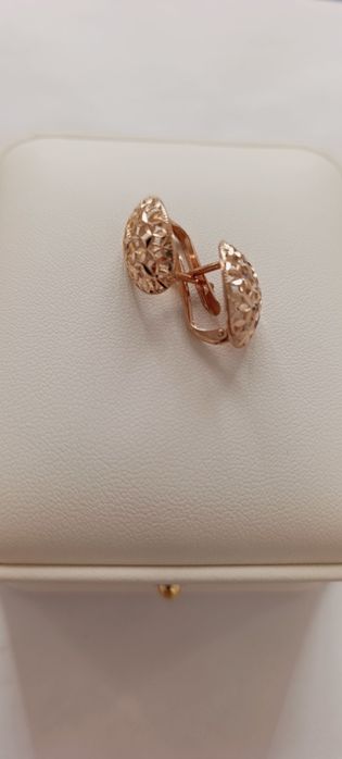 Золотые серги завод, проба 585, вес2,35