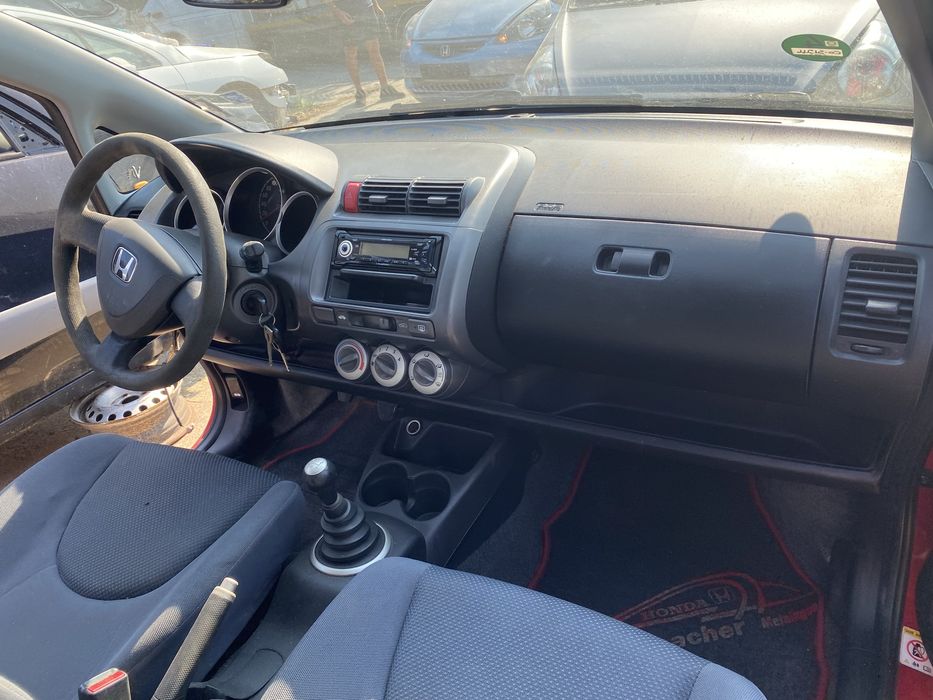 Хонда джаз 1.2 на части