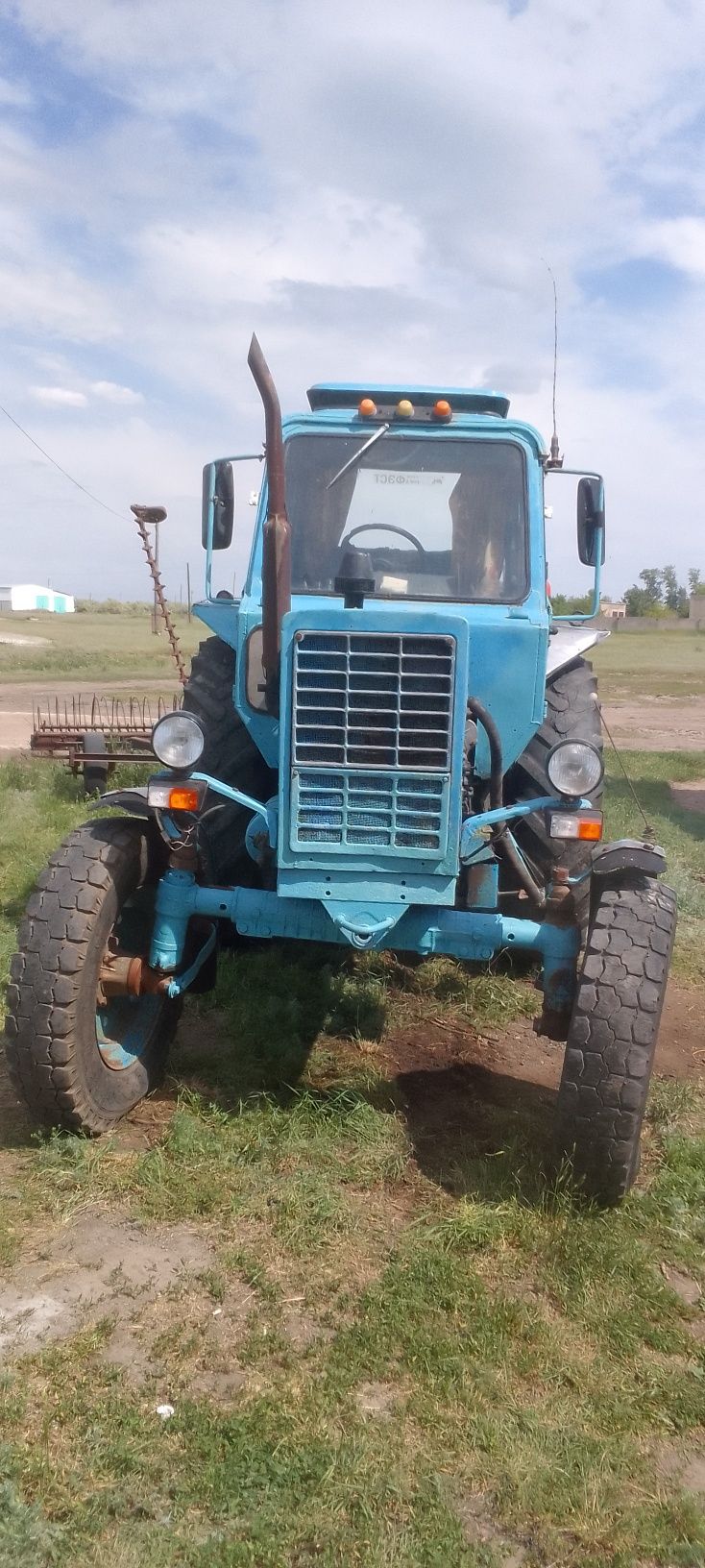 Трактор МТЗ 80 1992 года