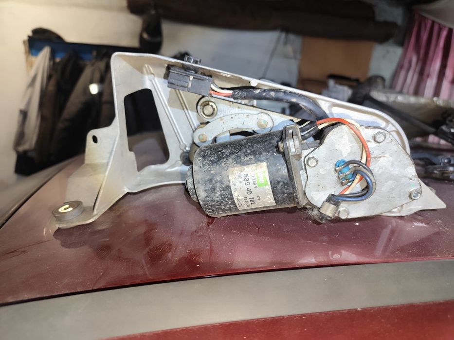 Стеклоочиститель Рено твинго 1993г