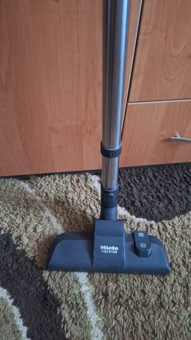 Aspirator Miele Swing H1