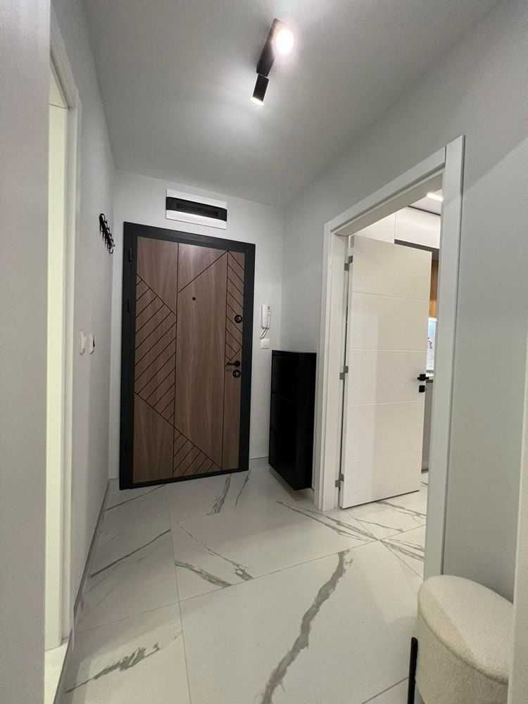 Дава се под наем Двустаен апартамент в Пловдив, Остромила - 72 кв.м за 500 € - Снимка #9