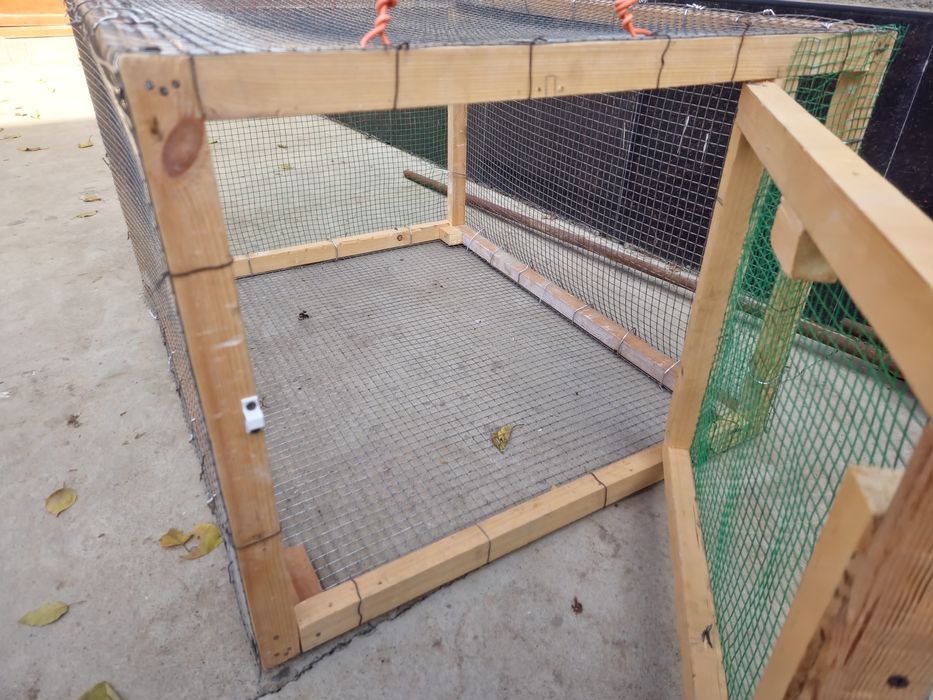 Tovuq yoki joja uchun katak !