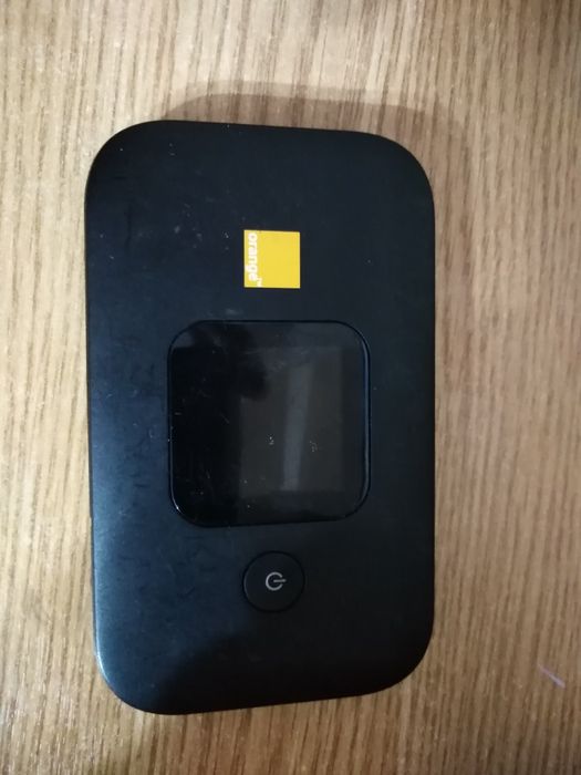 Router 4g cu sim huawei E5577c