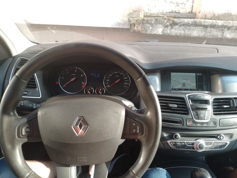 Renault Laguna an de fabricație 2012