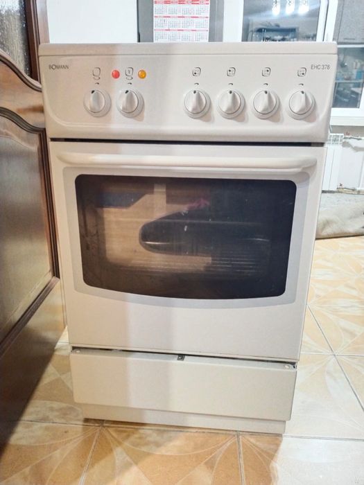 Продам плитку bompani