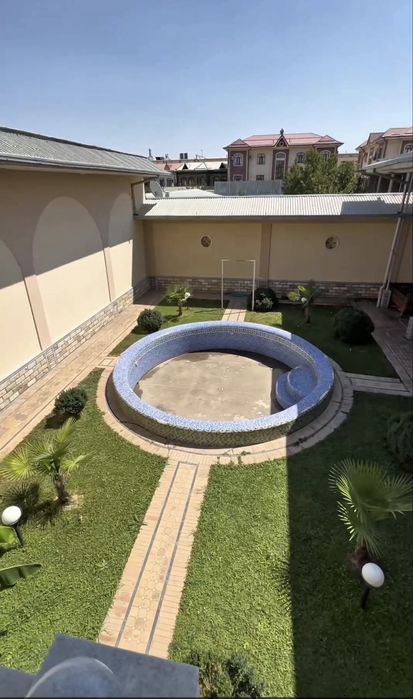 Уй сотилади, ховли