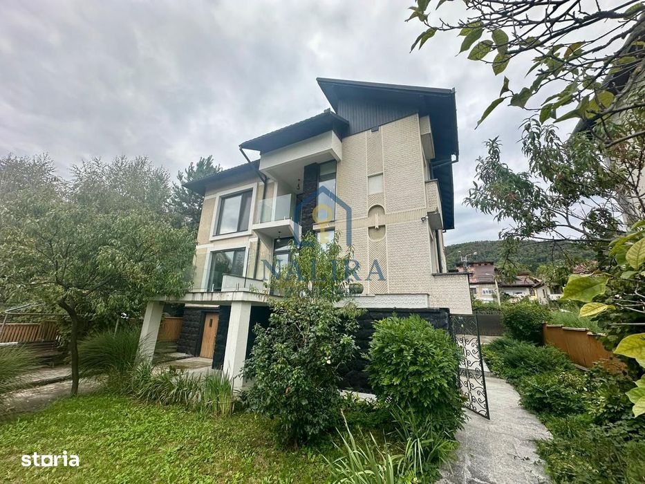Casă deosebită D+P+1, Baia Mare