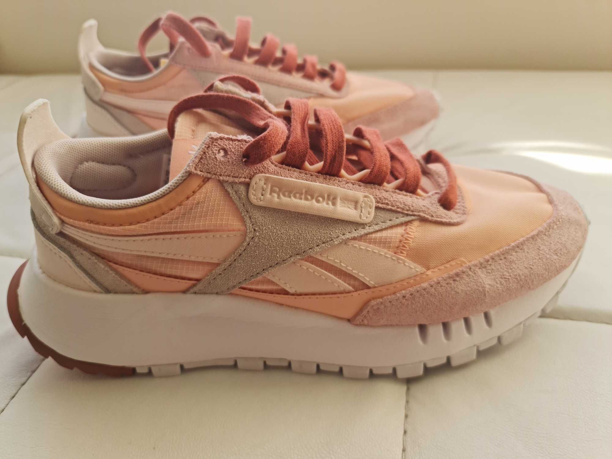 REEBOK CLASSIC-  уникално красиви за лятото.