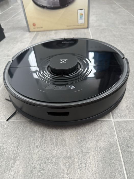 Vând robot aspirator Roborock S7 (cu mop) + set de accesorii noi